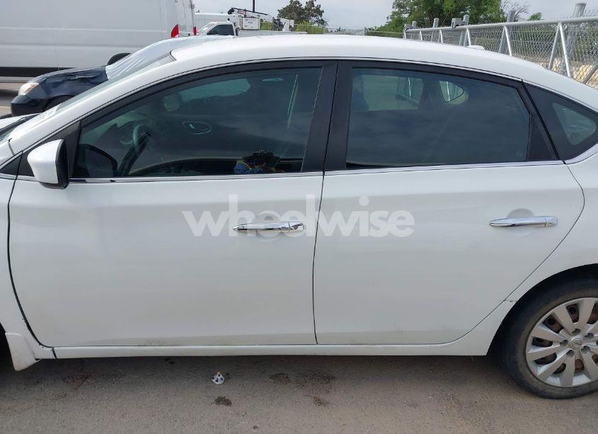 Photo 14 of 2017 Nissan Sentra SV (VIN 3N1AB7AP1HL709993)