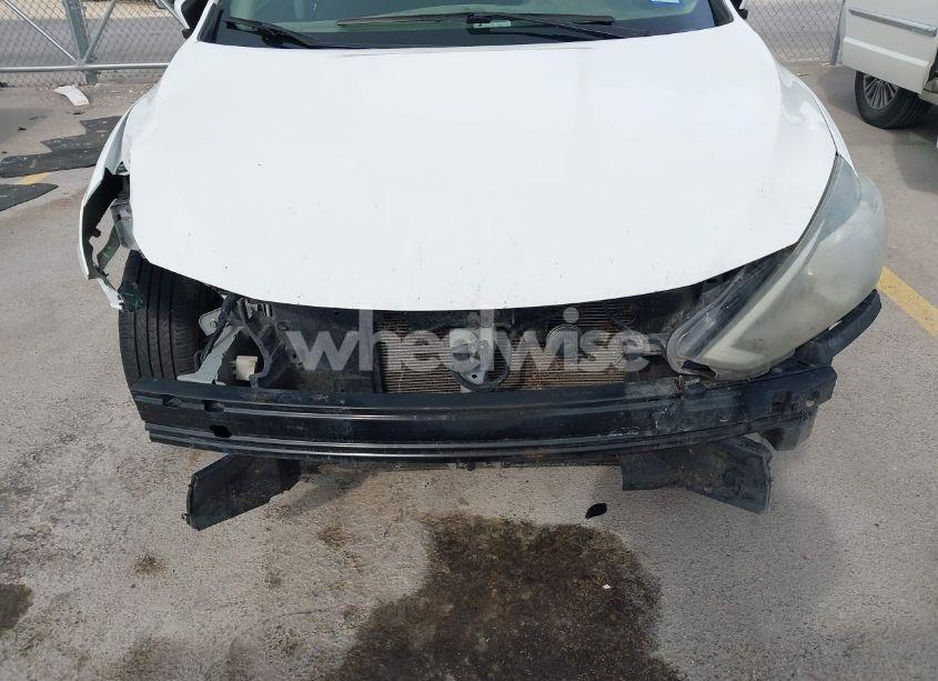 Photo 6 of 2017 Nissan Sentra SV (VIN 3N1AB7AP1HL709993)