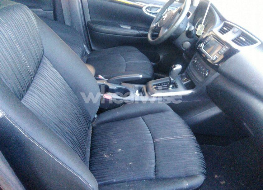 Photo 5 of 2017 Nissan Sentra SV (VIN 3N1AB7AP1HL721352)