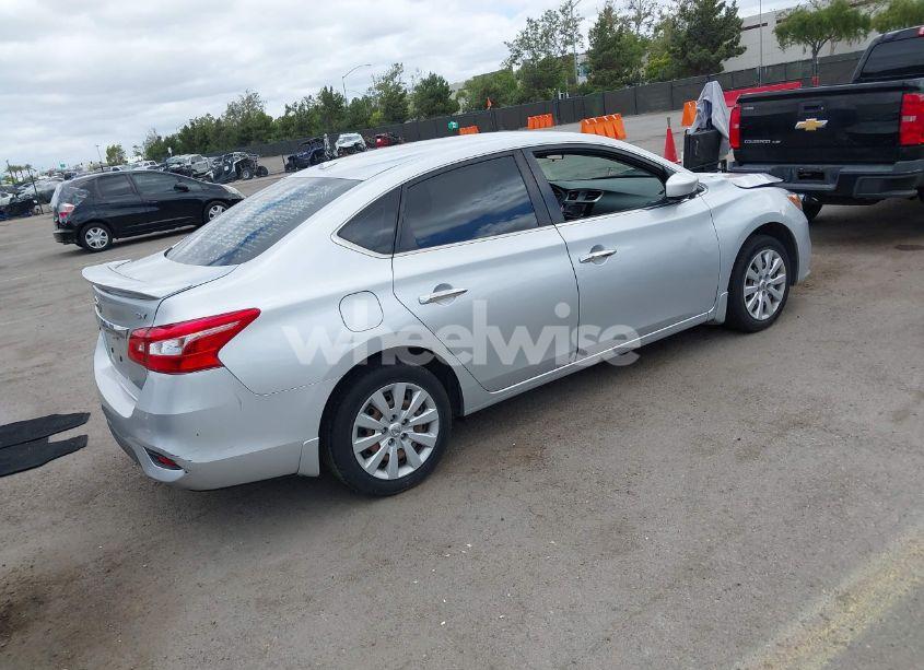 Photo 4 of 2017 Nissan Sentra SV (VIN 3N1AB7AP1HY218360)