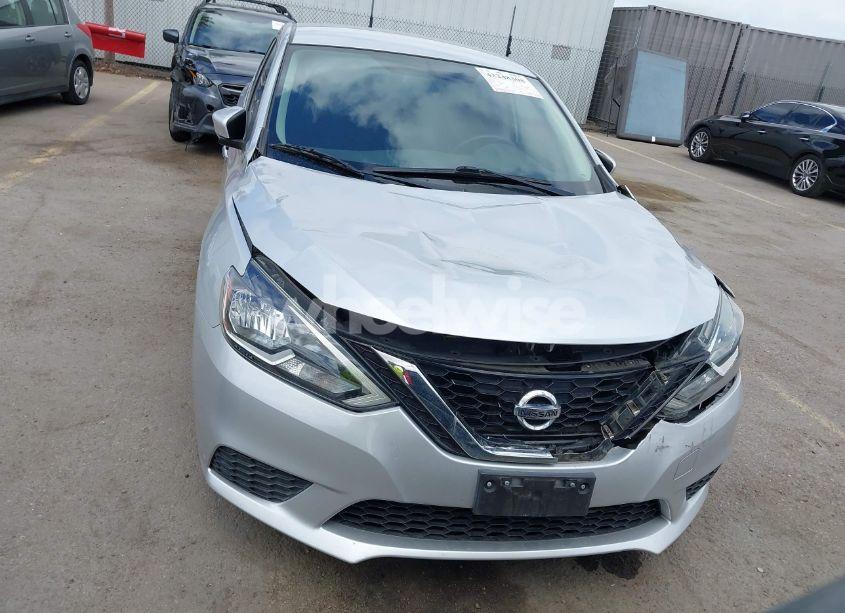 Photo 6 of 2017 Nissan Sentra SV (VIN 3N1AB7AP1HY218360)