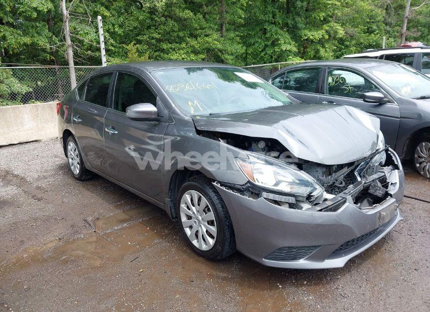 2017 Nissan Sentra S (VIN 3N1AB7AP1HY221534) main photo