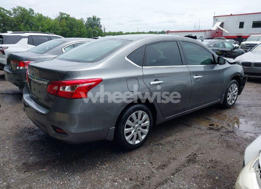 Photo 4 of 2017 Nissan Sentra S (VIN 3N1AB7AP1HY221534)