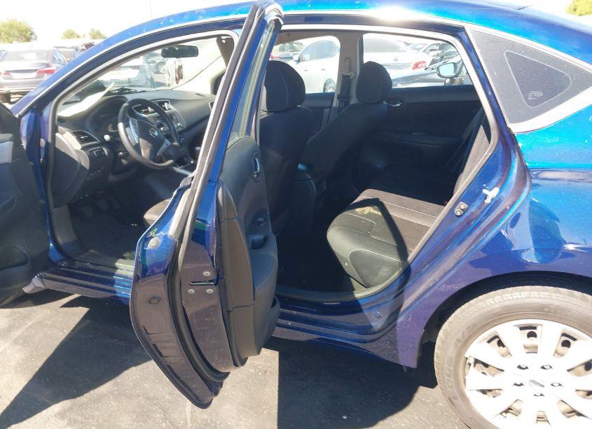 Photo 8 of 2017 Nissan Sentra S (VIN 3N1AB7AP1HY224918)