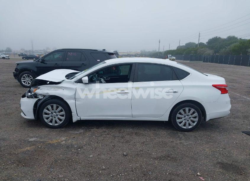 Photo 14 of 2017 Nissan Sentra SV (VIN 3N1AB7AP1HY239032)
