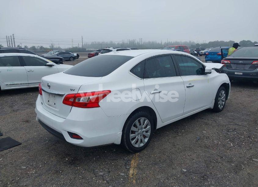 Photo 4 of 2017 Nissan Sentra SV (VIN 3N1AB7AP1HY239032)