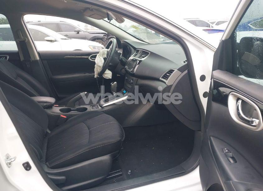 Photo 5 of 2017 Nissan Sentra SV (VIN 3N1AB7AP1HY239032)