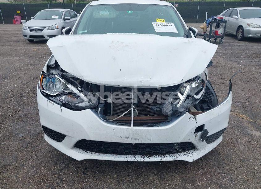 Photo 6 of 2017 Nissan Sentra SV (VIN 3N1AB7AP1HY239032)