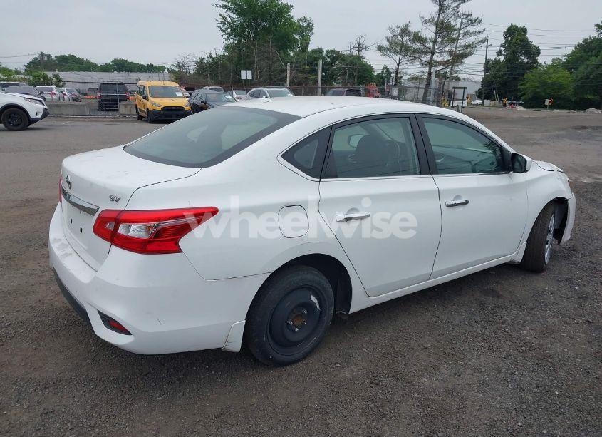 Photo 4 of 2017 Nissan Sentra SV (VIN 3N1AB7AP1HY240083)