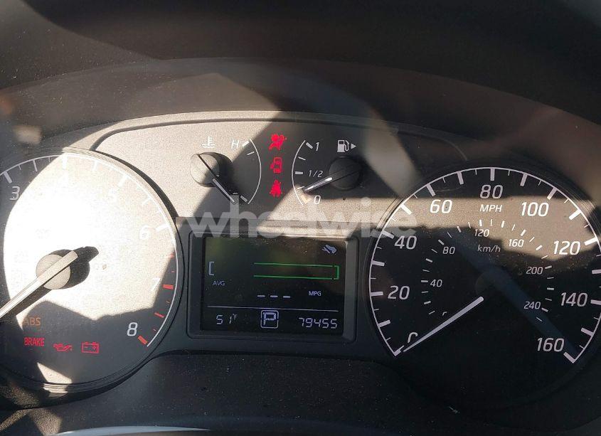 Photo 7 of 2017 Nissan Sentra S (VIN 3N1AB7AP1HY241881)