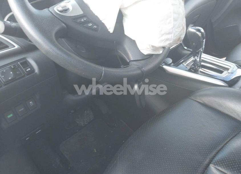 Photo 11 of 2017 Nissan Sentra SL (VIN 3N1AB7AP1HY242643)