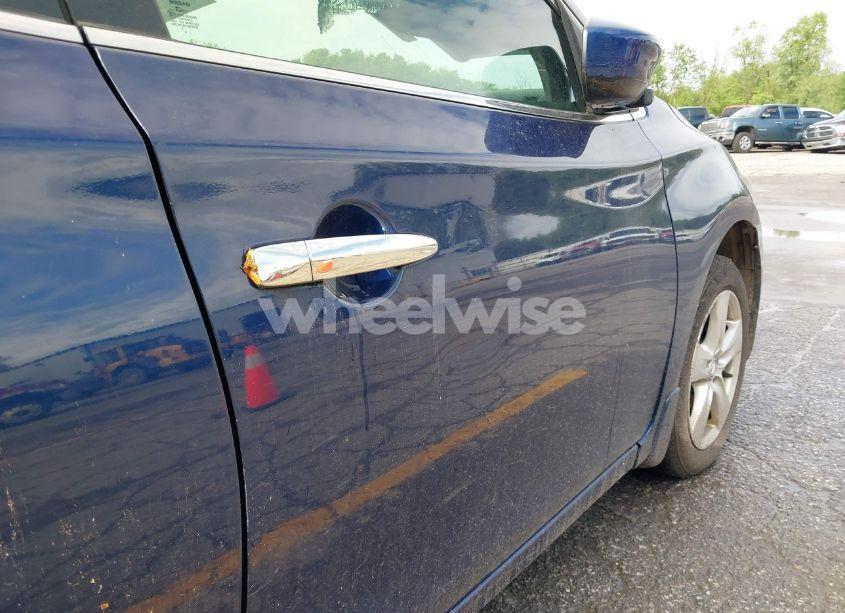 Photo 17 of 2017 Nissan Sentra S (VIN 3N1AB7AP1HY248068)