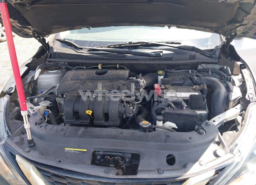 Photo 10 of 2017 Nissan Sentra SR (VIN 3N1AB7AP1HY254937)