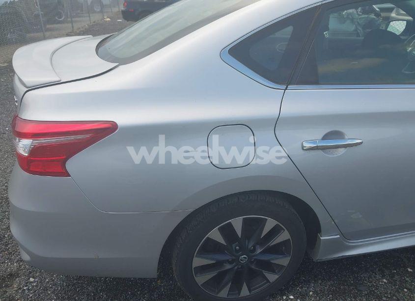 Photo 13 of 2017 Nissan Sentra SR (VIN 3N1AB7AP1HY254937)