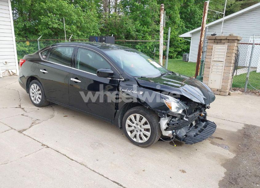 2017 Nissan Sentra S (VIN 3N1AB7AP1HY263704) main photo