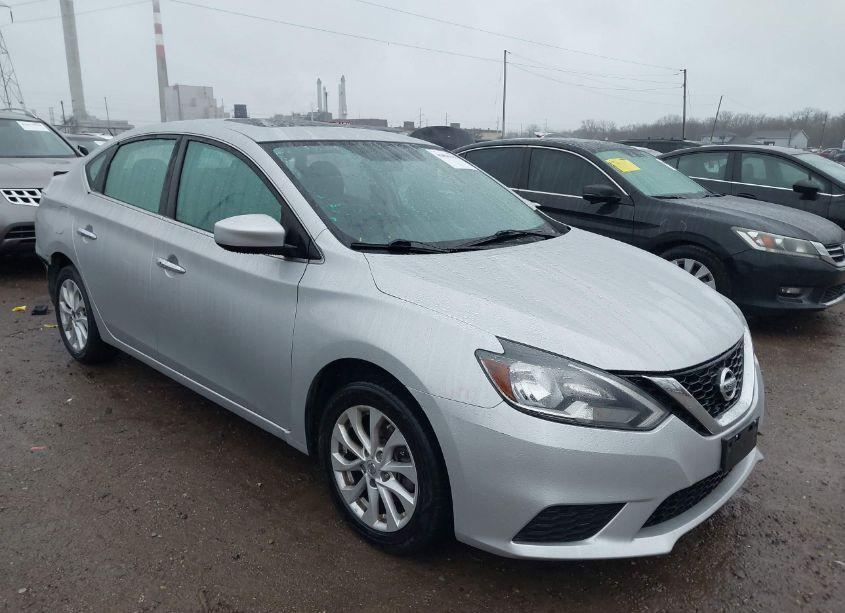 2017 Nissan Sentra SV (VIN 3N1AB7AP1HY265615) main photo