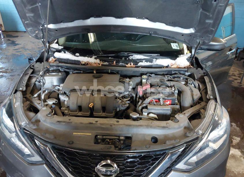 Photo 10 of 2017 Nissan Sentra SV (VIN 3N1AB7AP1HY266621)