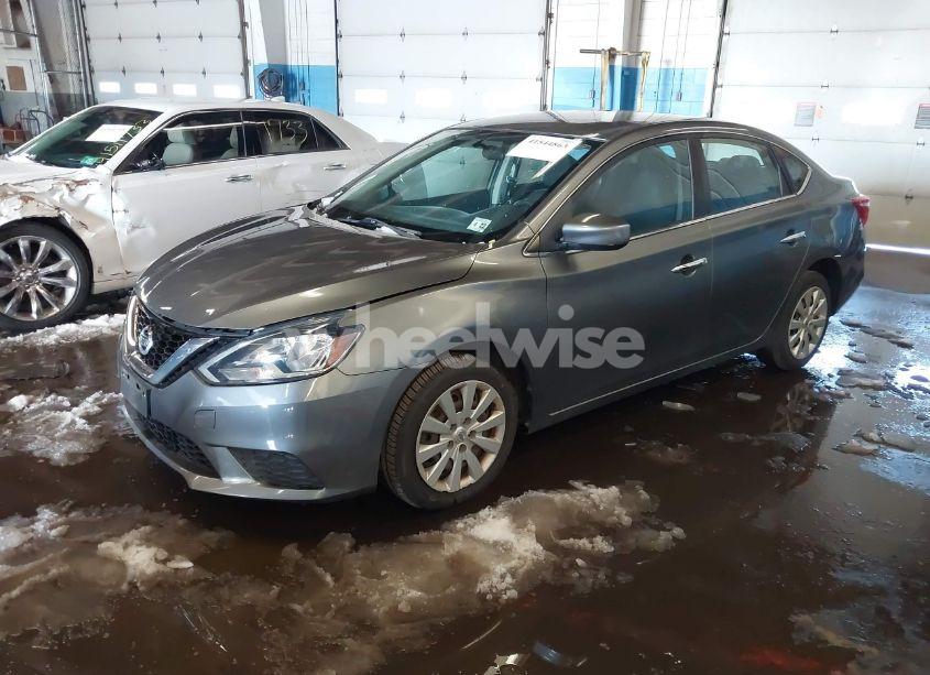 Photo 2 of 2017 Nissan Sentra SV (VIN 3N1AB7AP1HY266621)