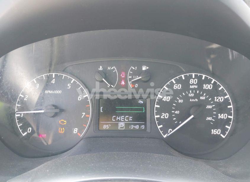 Photo 7 of 2017 Nissan Sentra S (VIN 3N1AB7AP1HY292099)