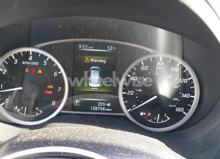 Photo 7 of 2017 Nissan Sentra SV (VIN 3N1AB7AP1HY292779)