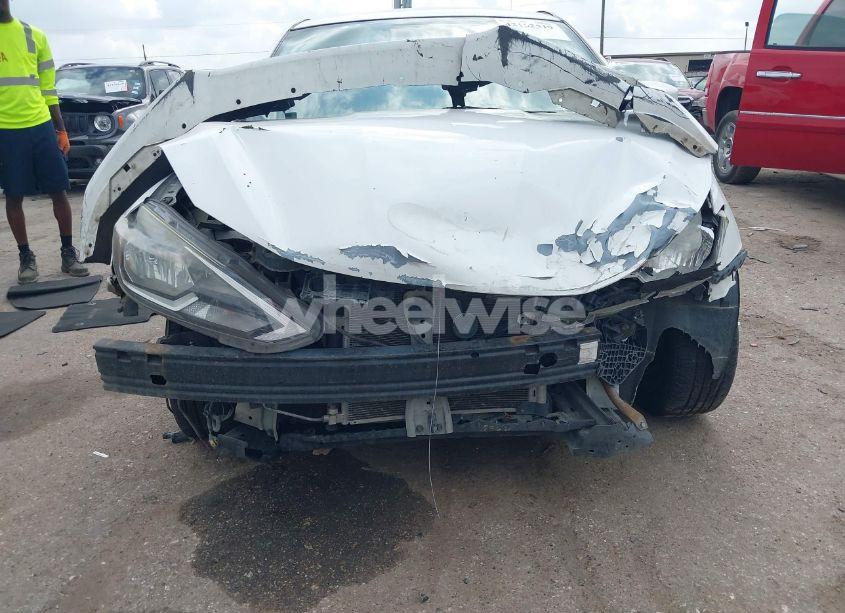 Photo 12 of 2017 Nissan Sentra SV (VIN 3N1AB7AP1HY294547)