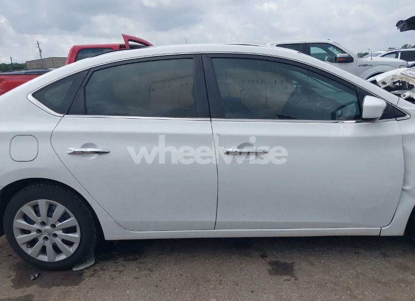 Photo 13 of 2017 Nissan Sentra SV (VIN 3N1AB7AP1HY294547)