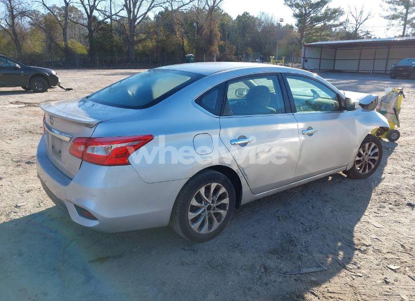 Photo 4 of 2017 Nissan Sentra S (VIN 3N1AB7AP1HY297352)