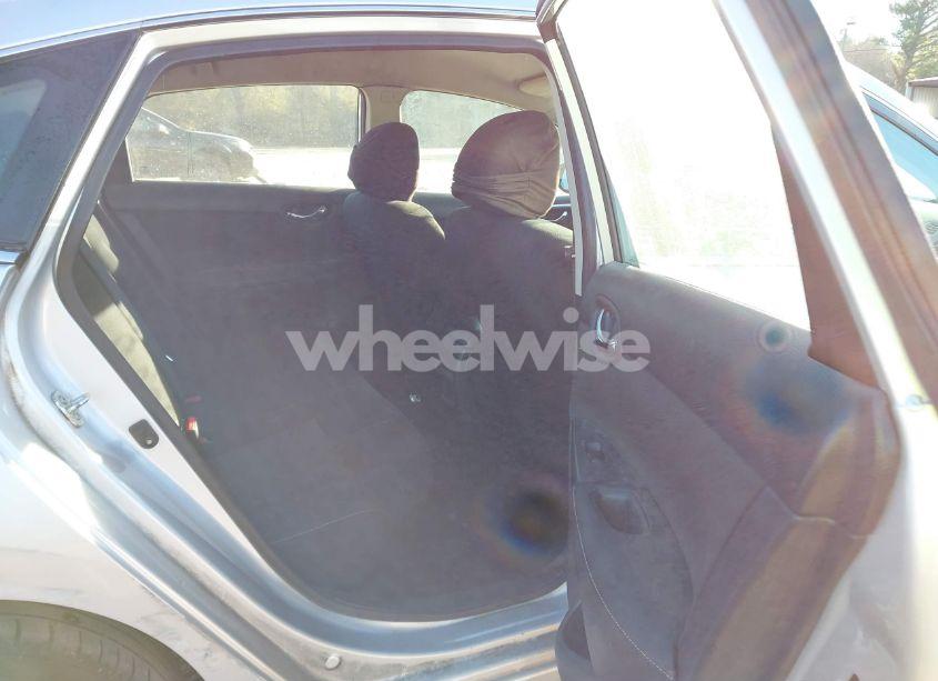 Photo 8 of 2017 Nissan Sentra S (VIN 3N1AB7AP1HY297352)