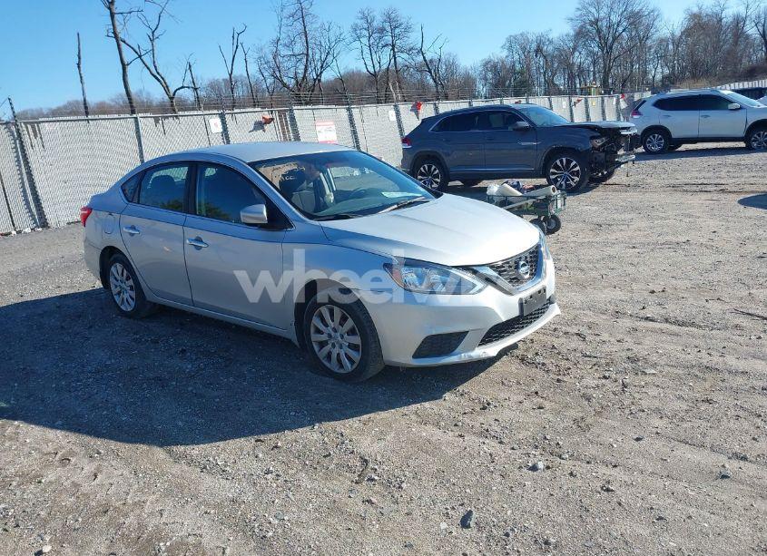 2017 Nissan Sentra SV (VIN 3N1AB7AP1HY318782) main photo