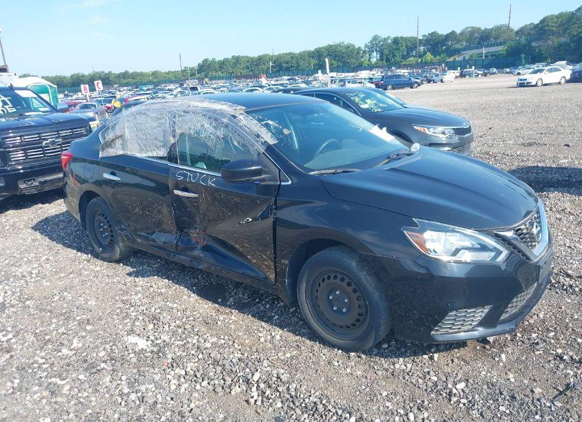 2017 Nissan Sentra S (VIN 3N1AB7AP1HY343861) main photo