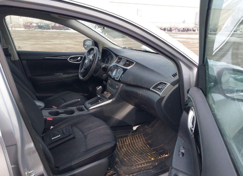 Photo 5 of 2017 Nissan Sentra SV (VIN 3N1AB7AP1HY348459)