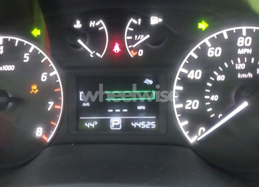 Photo 7 of 2017 Nissan Sentra S (VIN 3N1AB7AP1HY350468)