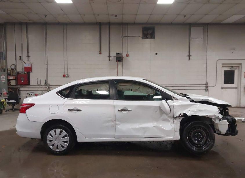 Photo 14 of 2017 Nissan Sentra SV (VIN 3N1AB7AP1HY350650)