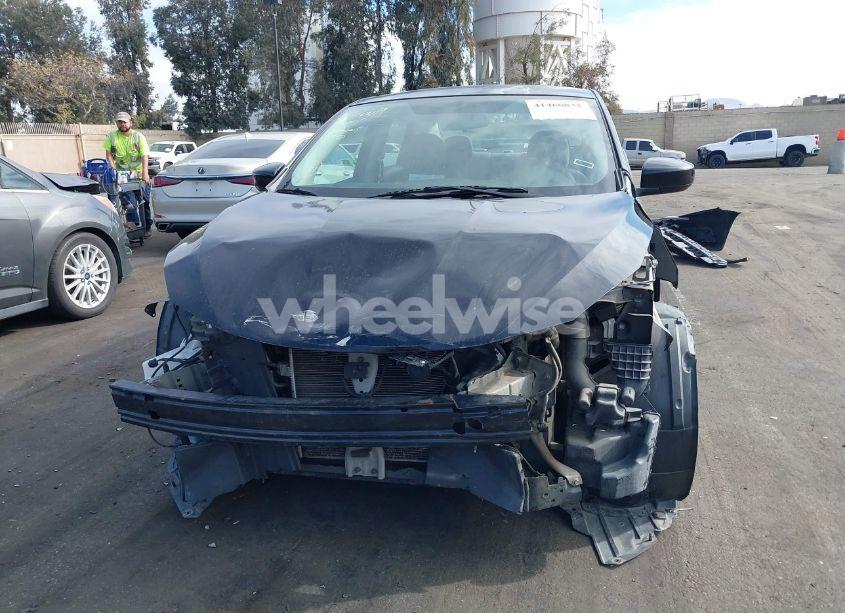 Photo 6 of 2017 Nissan Sentra SV (VIN 3N1AB7AP1HY370316)