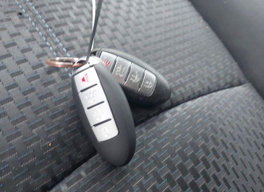 Photo 11 of 2017 Nissan Sentra SR (VIN 3N1AB7AP1HY377170)