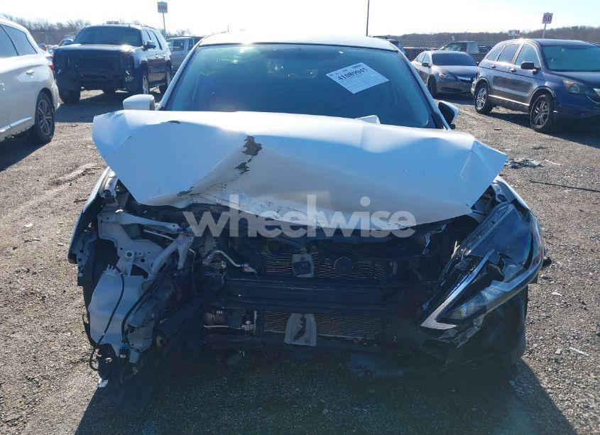 Photo 12 of 2017 Nissan Sentra S (VIN 3N1AB7AP1HY378447)