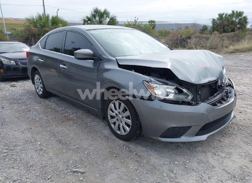 2017 Nissan Sentra S (VIN 3N1AB7AP1HY379890) main photo