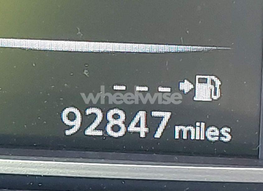 Photo 16 of 2017 Nissan Sentra SV (VIN 3N1AB7AP1HY398570)