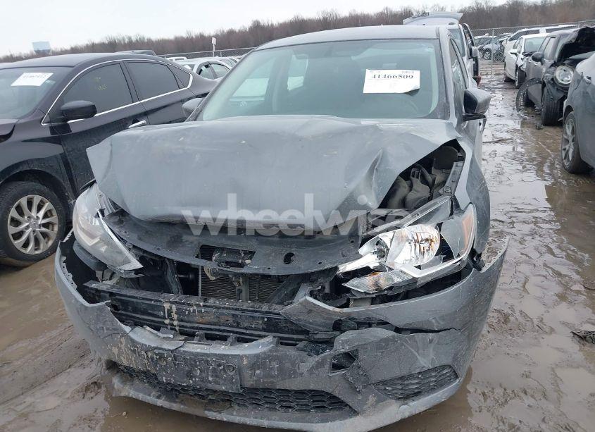 Photo 6 of 2017 Nissan Sentra S (VIN 3N1AB7AP1HY404318)