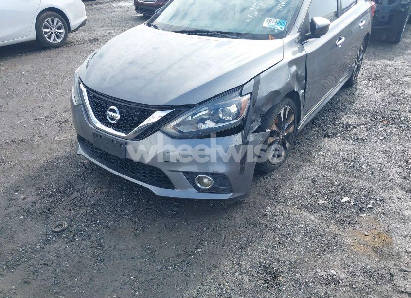 Photo 6 of 2017 Nissan Sentra SR (VIN 3N1AB7AP1HY404352)