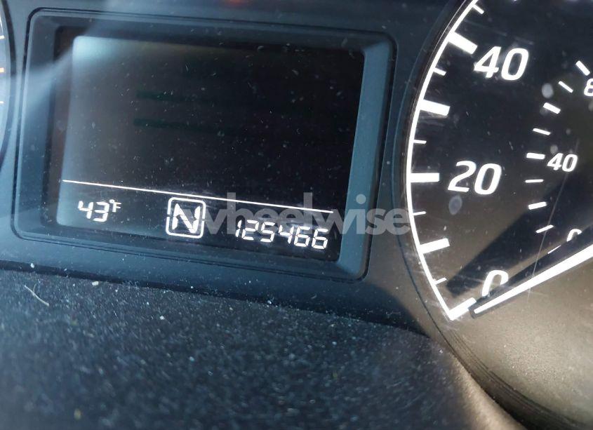 Photo 7 of 2017 Nissan Sentra S (VIN 3N1AB7AP1HY404545)