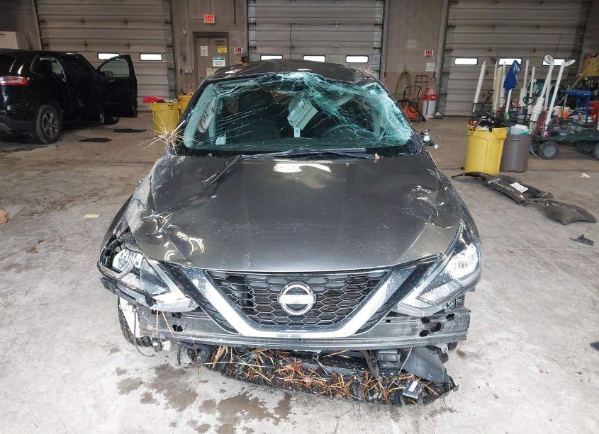 Photo 13 of 2018 Nissan Sentra SV (VIN 3N1AB7AP1JL618230)