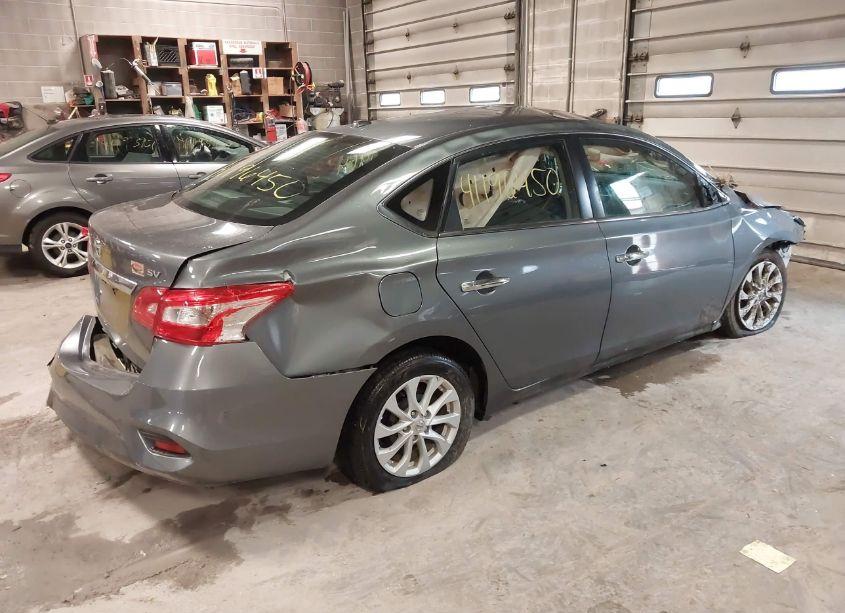 Photo 4 of 2018 Nissan Sentra SV (VIN 3N1AB7AP1JL618230)