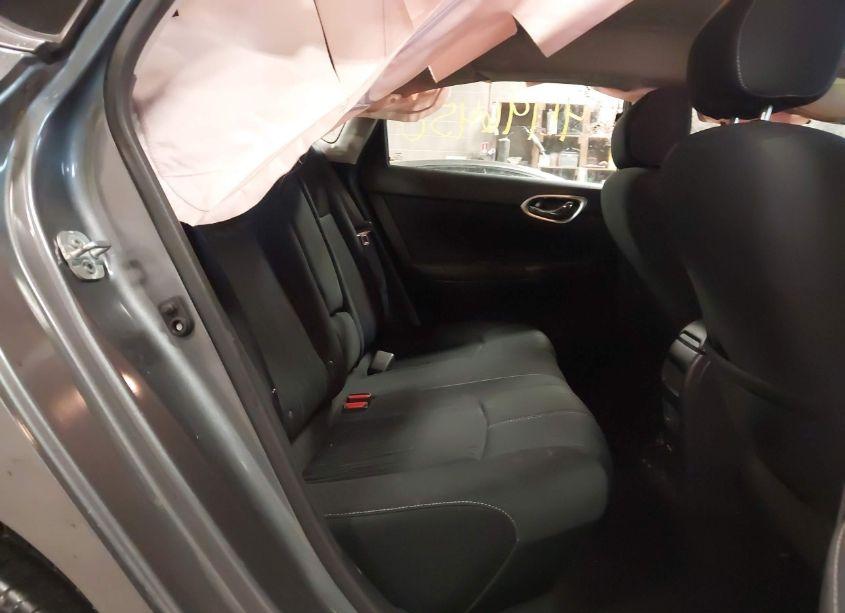Photo 8 of 2018 Nissan Sentra SV (VIN 3N1AB7AP1JL618230)