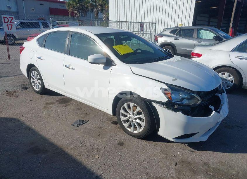 2018 Nissan Sentra SV (VIN 3N1AB7AP1JL627316) main photo