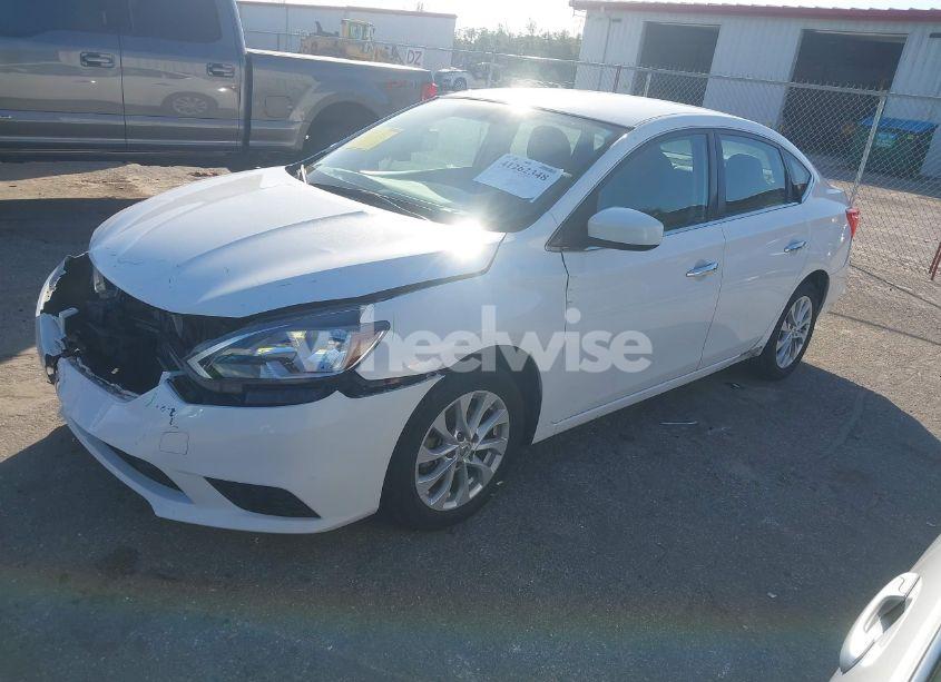Photo 2 of 2018 Nissan Sentra SV (VIN 3N1AB7AP1JL627316)
