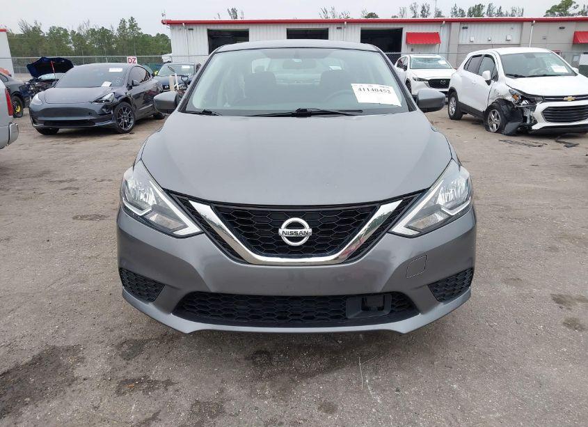 Photo 12 of 2018 Nissan Sentra SV (VIN 3N1AB7AP1JL627509)