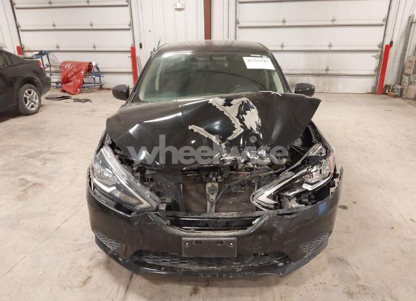 Photo 12 of 2018 Nissan Sentra SV (VIN 3N1AB7AP1JL644696)