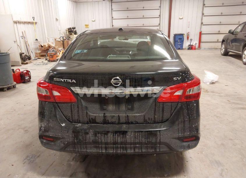Photo 16 of 2018 Nissan Sentra SV (VIN 3N1AB7AP1JL644696)