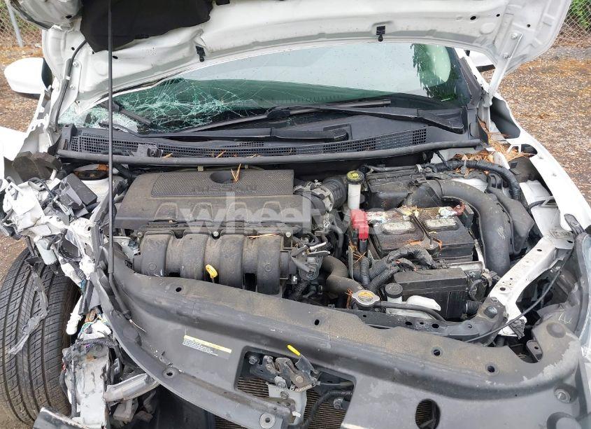 Photo 10 of 2018 Nissan Sentra SV (VIN 3N1AB7AP1JL654239)